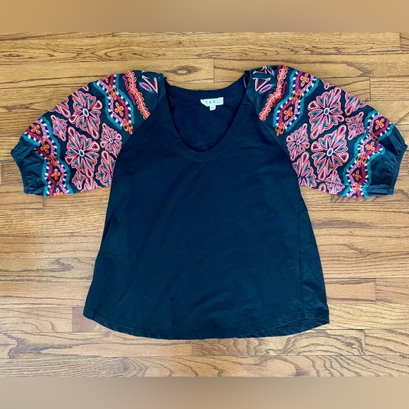 THML Black Multicolor Embroidered Puff Sleeve Top Blouse Women’s Size Small - Picture 9 of 9